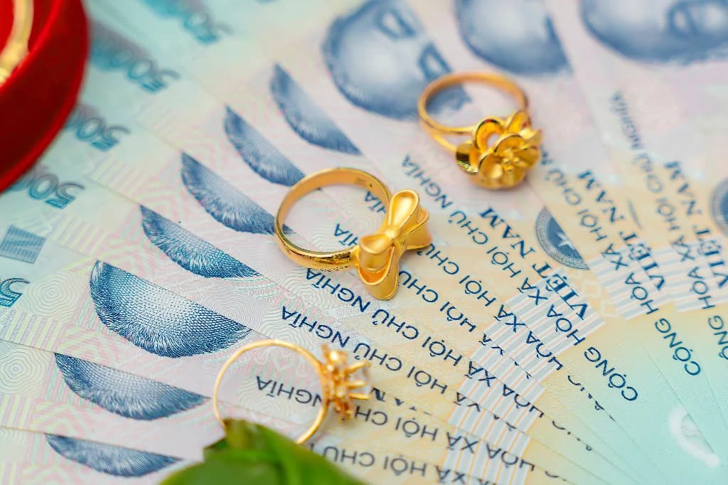 Có nên đổi tiền ở sân bay?