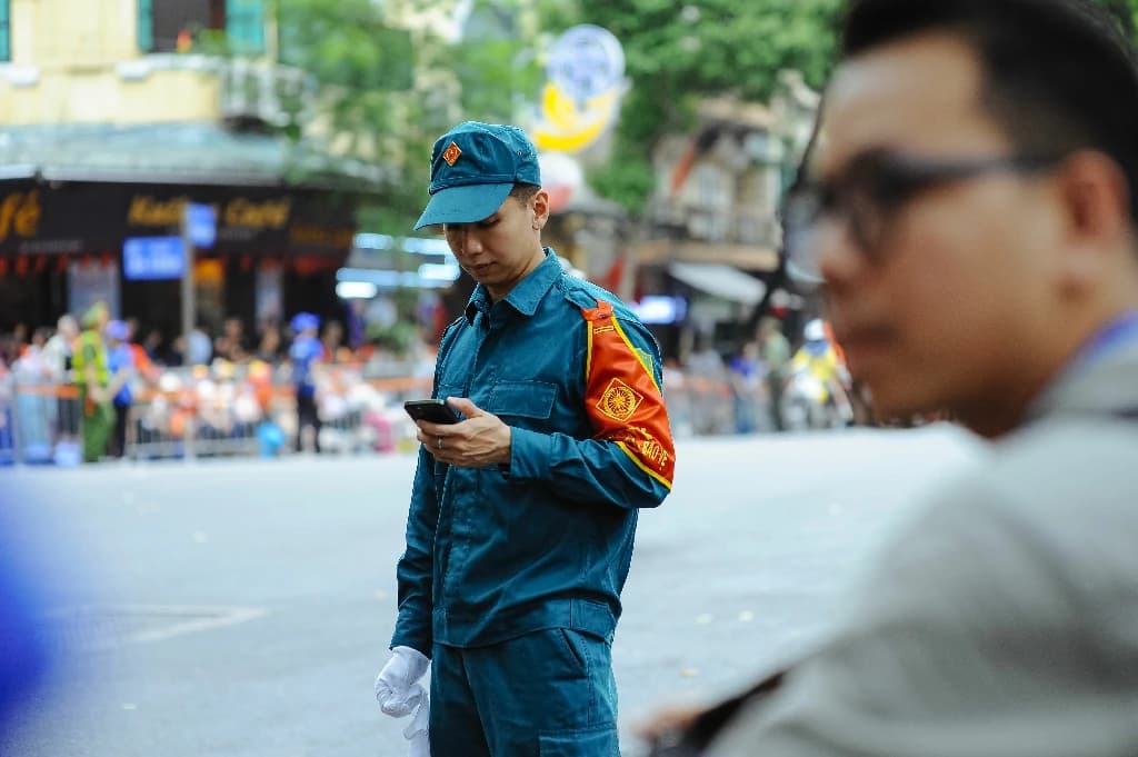 Vì sao mạng ở nước ngoài lúc nhanh lúc chậm?